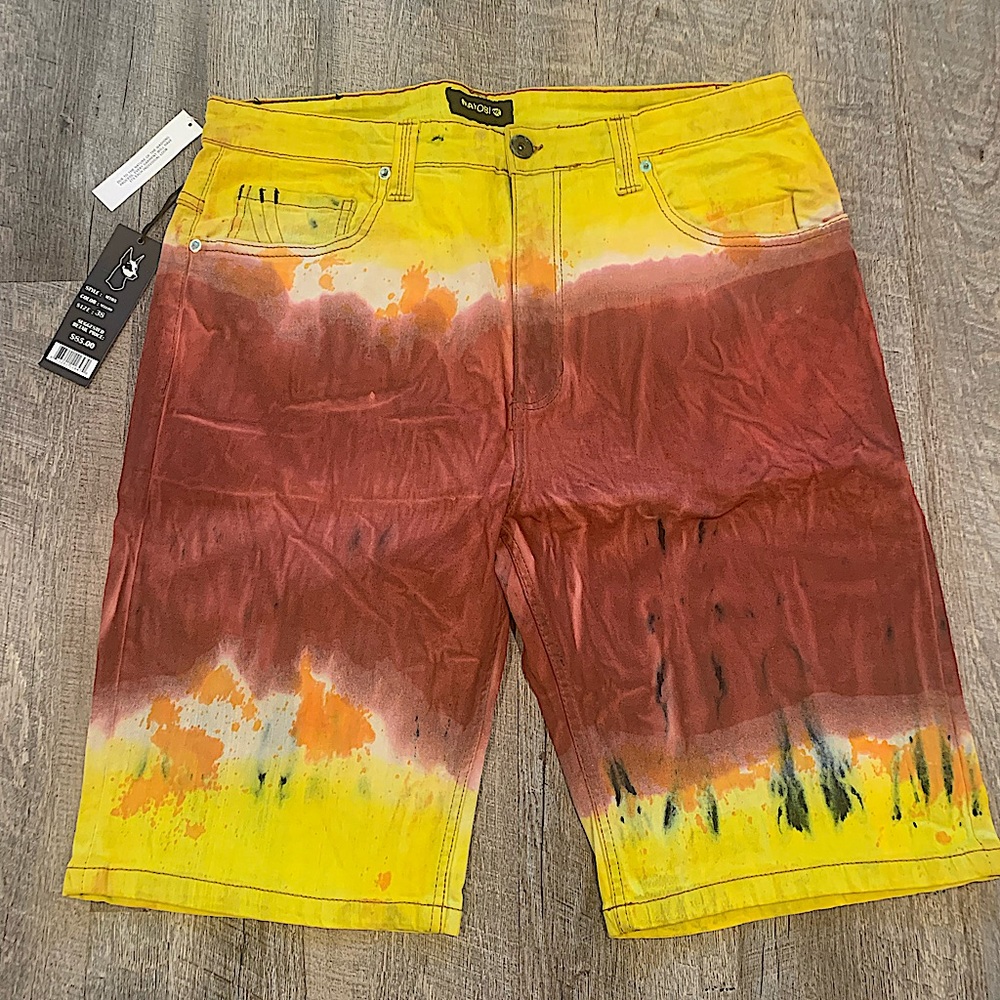 Makobi Shorts 38 Waist